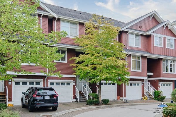 935 Ewen Avenue, New Westminster (2 Bed)