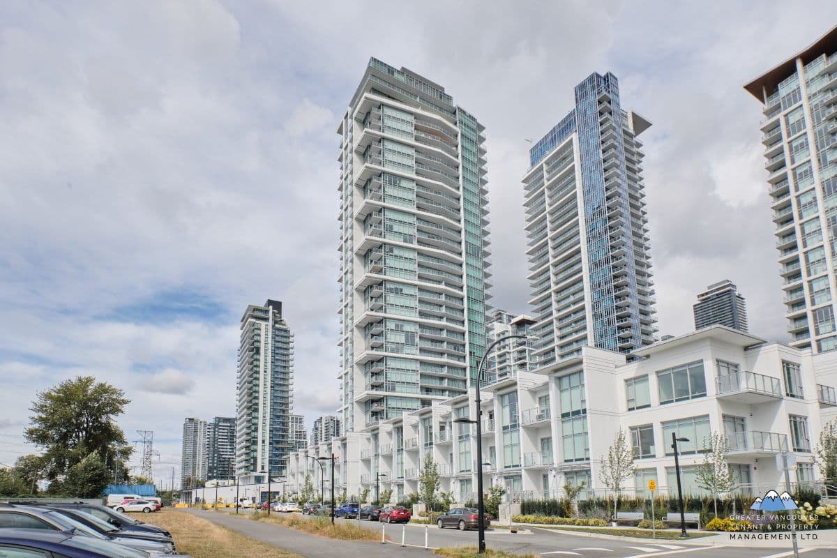 2381 Beta Avenue, Burnaby (1 Bed + Den)